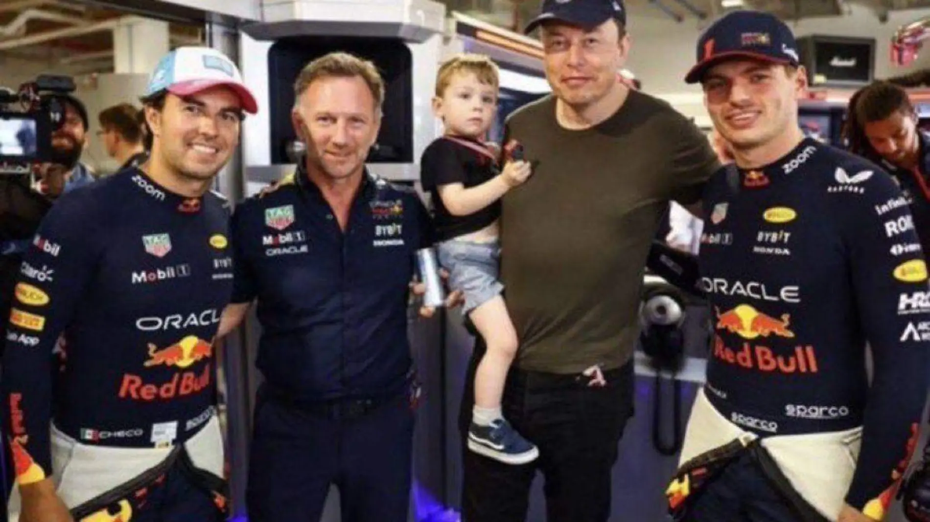 Musk visita escucderías de la F1